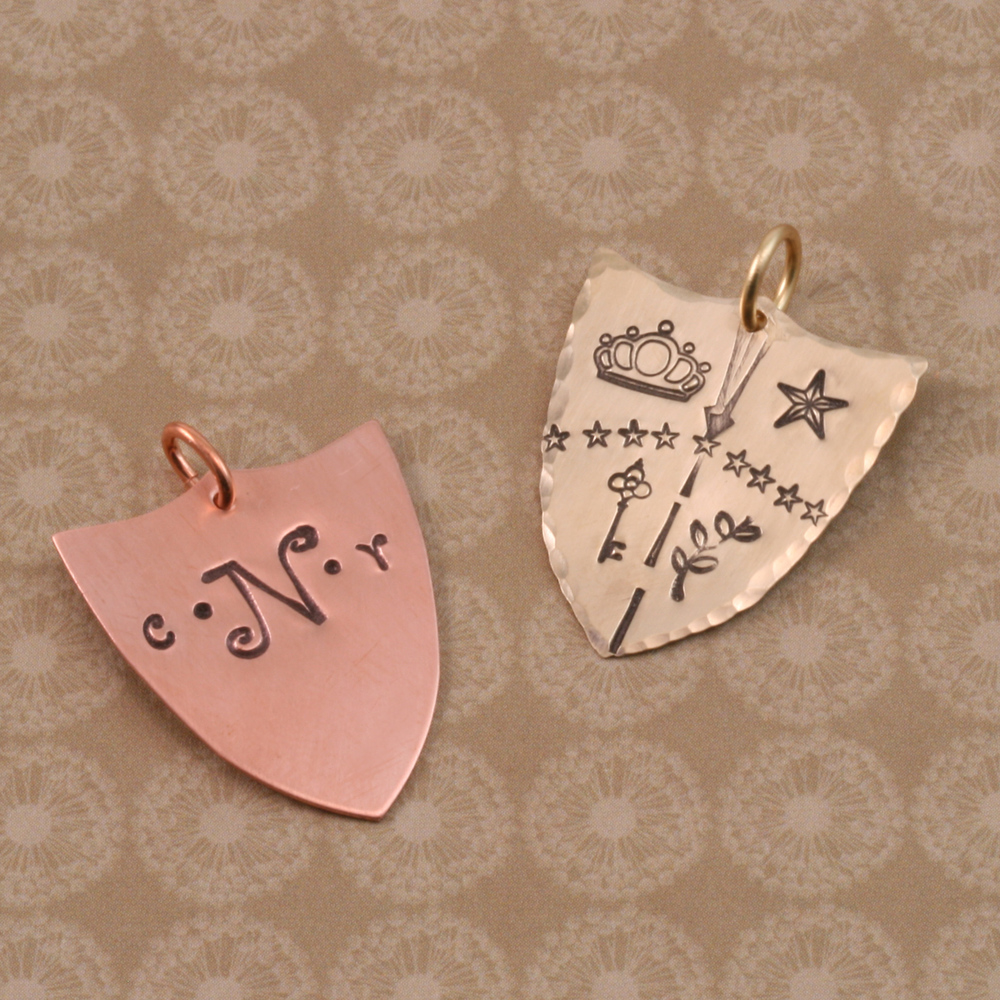 Metal Stamping Blanks Copper Shield / Coat of Arms, 25mm (.98") x 21mm (.83"), 24g, Pack of 5